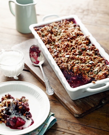  Apple and Berry Crumble